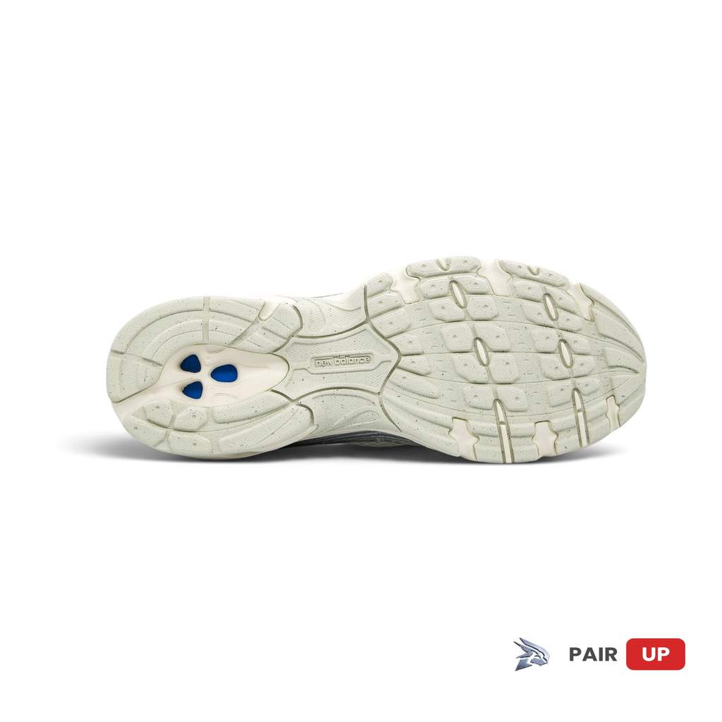 New Balance 530 Silver Metallic Reflection women's